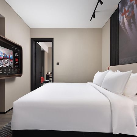 Radisson Red Hotel Zhuhai Gongbei Port Luaran gambar