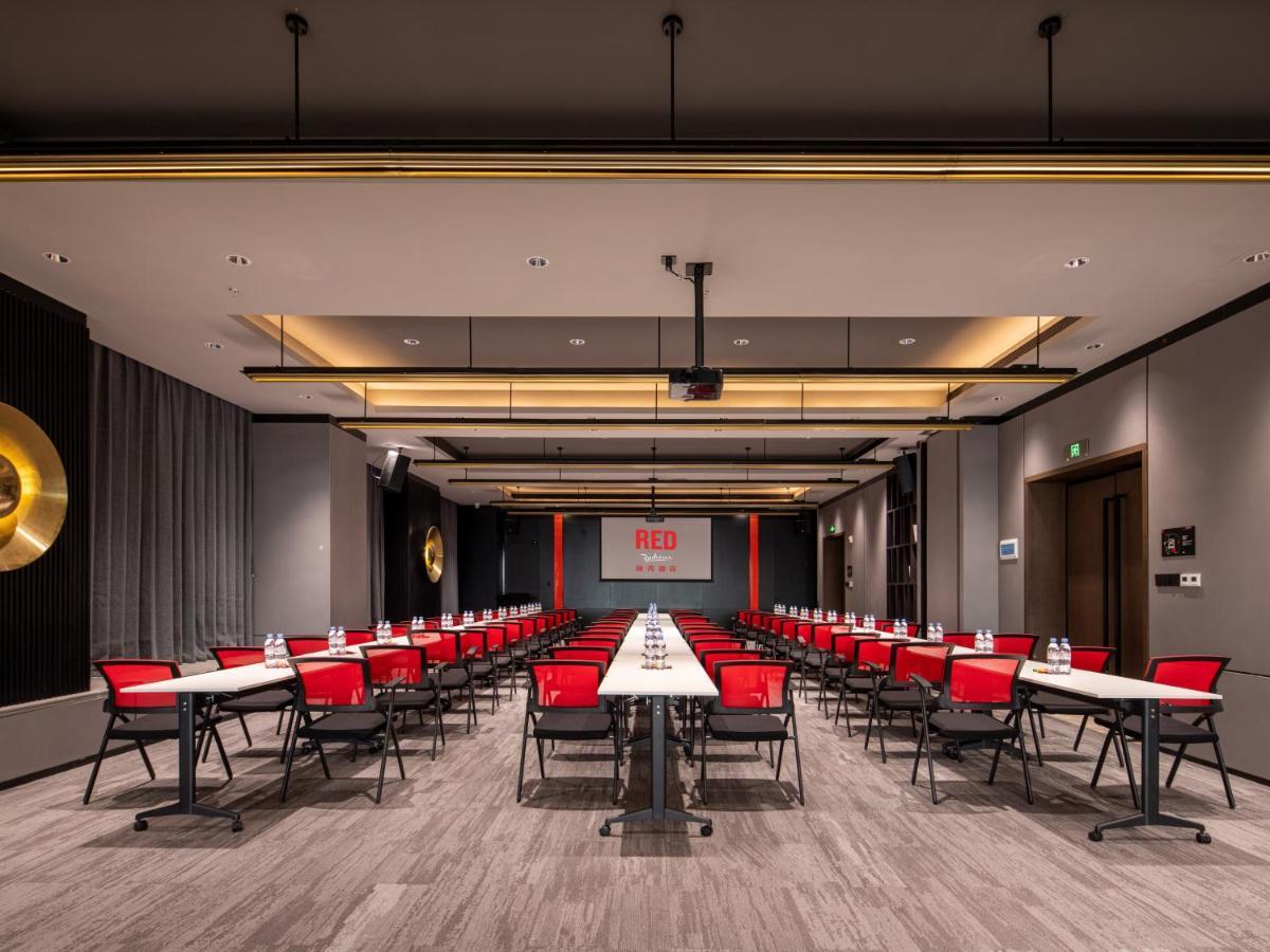 Radisson Red Hotel Zhuhai Gongbei Port Luaran gambar