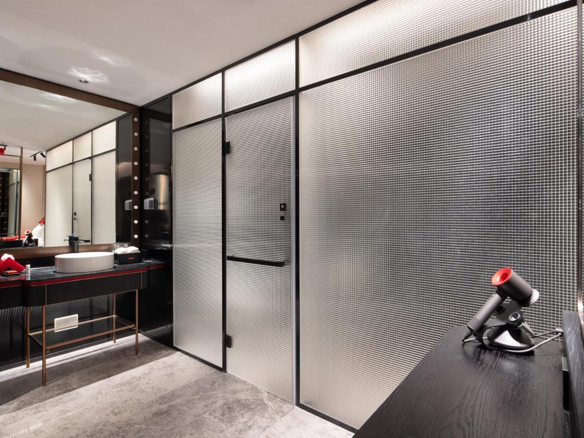 Radisson Red Hotel Zhuhai Gongbei Port Luaran gambar