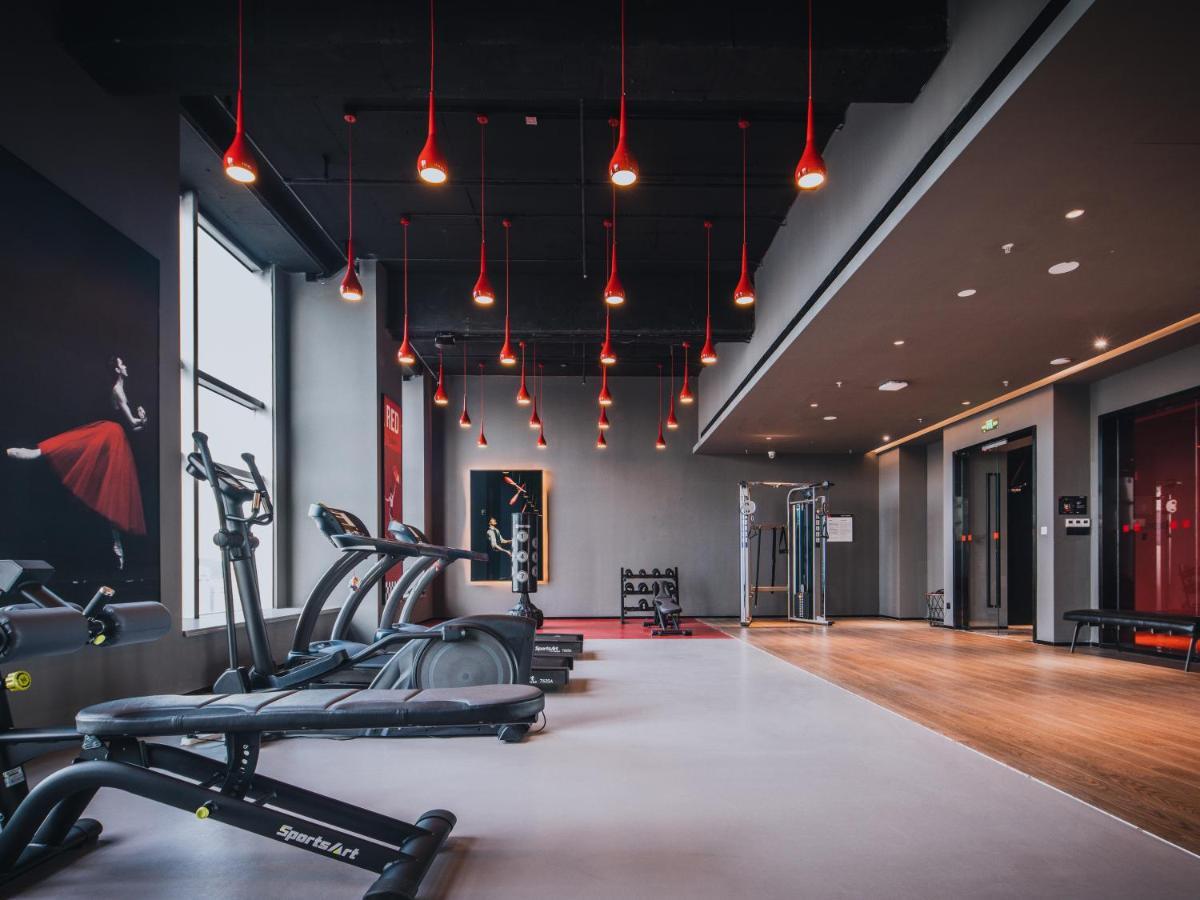 Radisson Red Hotel Zhuhai Gongbei Port Luaran gambar