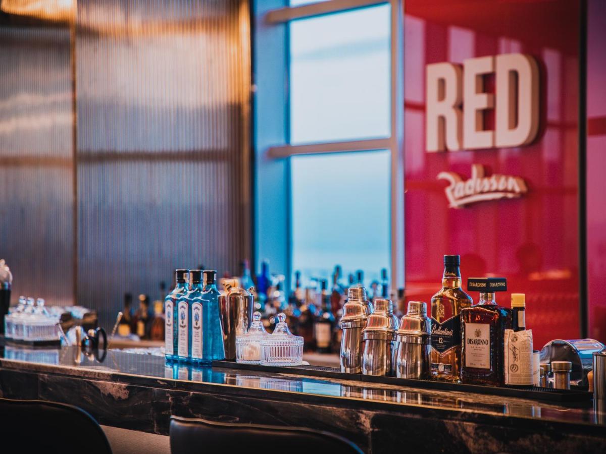 Radisson Red Hotel Zhuhai Gongbei Port Luaran gambar